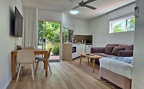 Noosa Sun - On The Noosa River